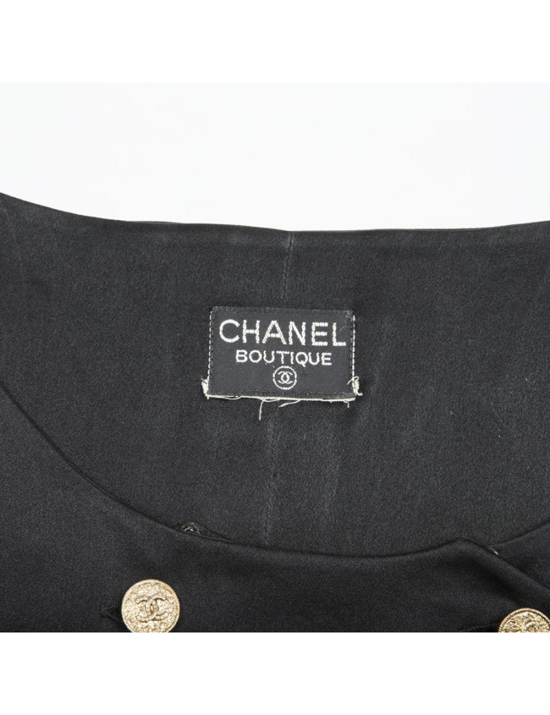CHANEL sleeveless blouse Size 36FR in black silk and golden button 