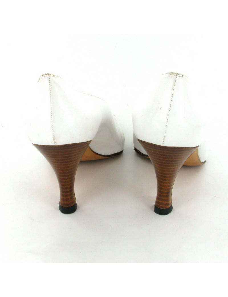 Escarpins CHRISTIAN DIOR T38 en cuir blanc vintage