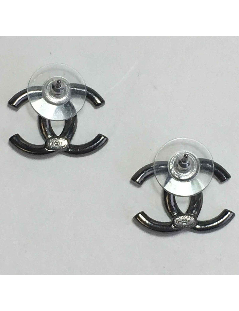 Boucles d'oreilles clous CHANEL strass carrés