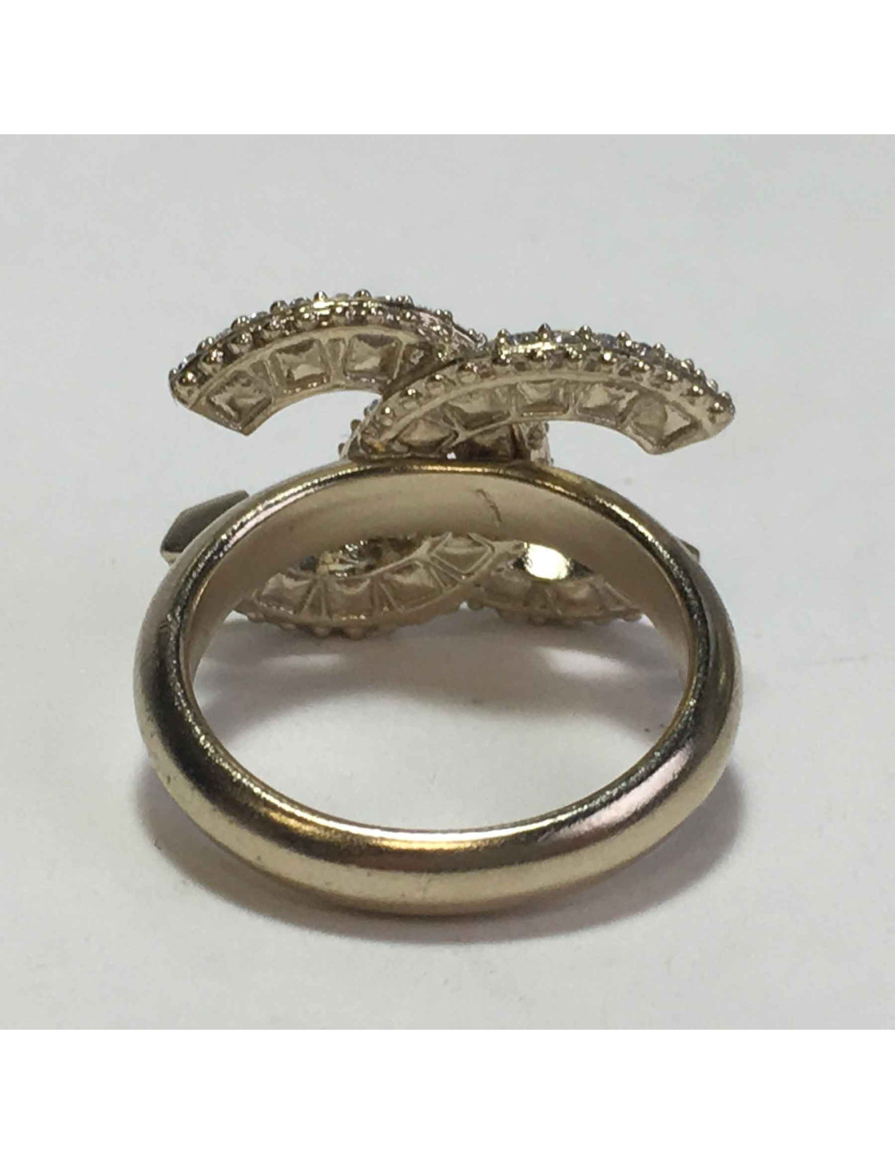Bague CHANEL T52 strass et métal doré
