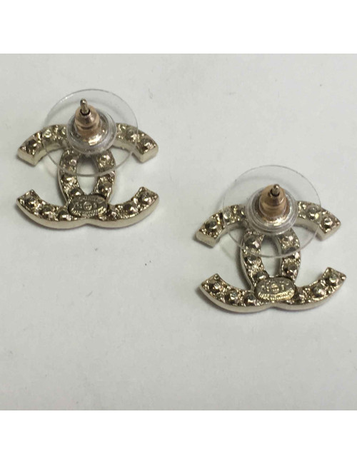 Boucles d'oreilles clous CHANEL CC en strass et métal doré 