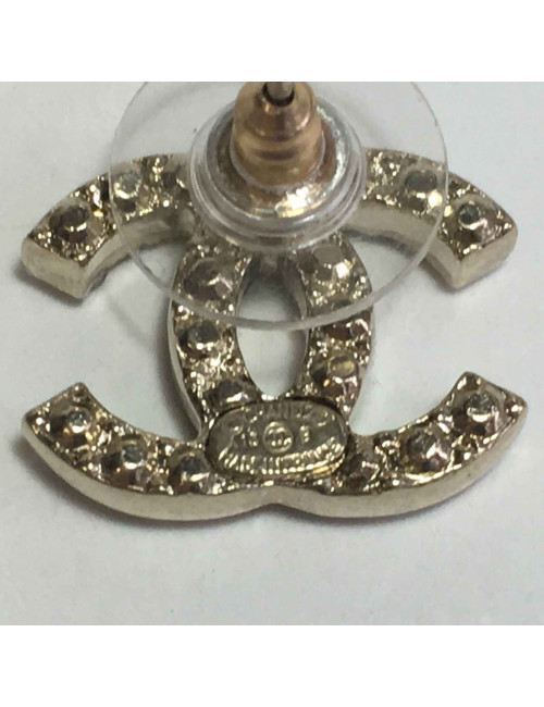 Boucles d'oreilles clous CHANEL CC en strass et métal doré 