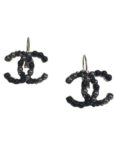 Créoles clous CHANEL CC perlées noir et gris argenté