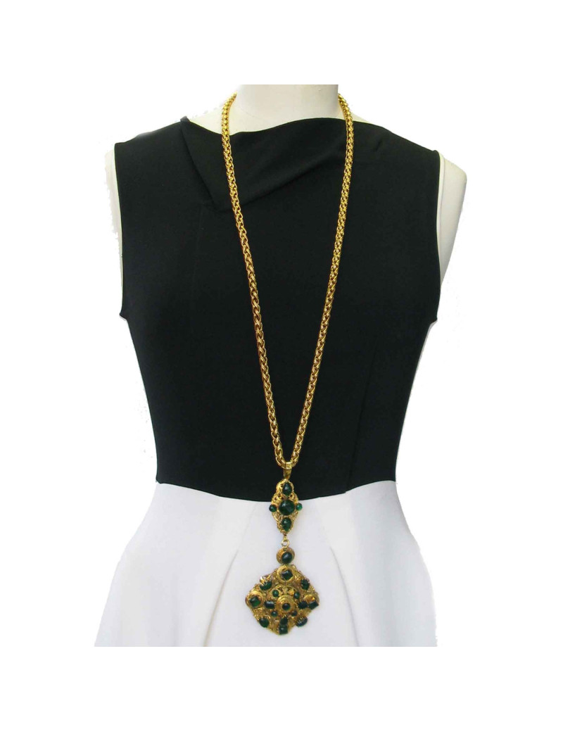 MARGUERITE de VALOIS long necklace in gilded metal and Emerald colored molten glass