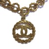  xxx Sautoir CHANEL Vintage chaîne et pendentif rond en métal doré