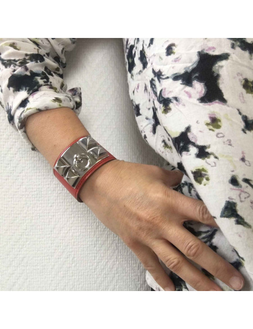 Manchette Médor CDC  cuir de veau tadelakt sanguine