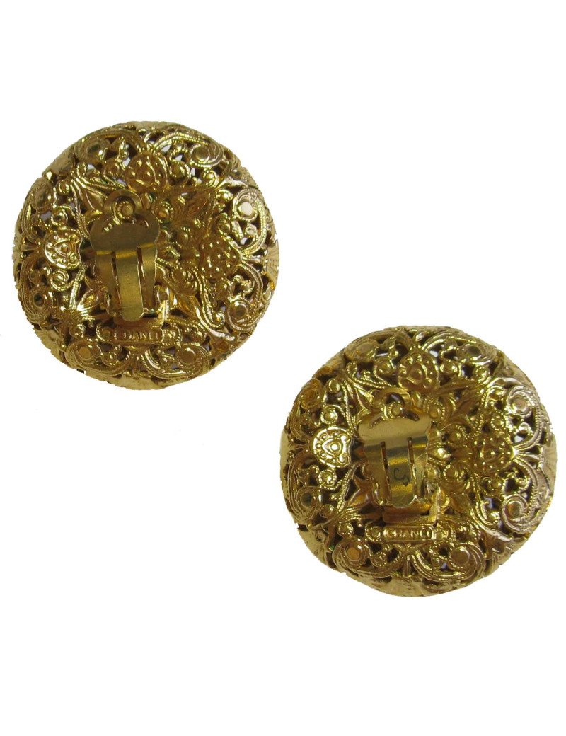 Boucles d'oreille clips CHANEL Couture perles nacrées