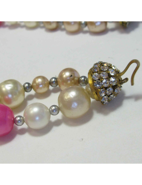 Collier CHANEL double rang de perles nacrées, grises et rose vintage