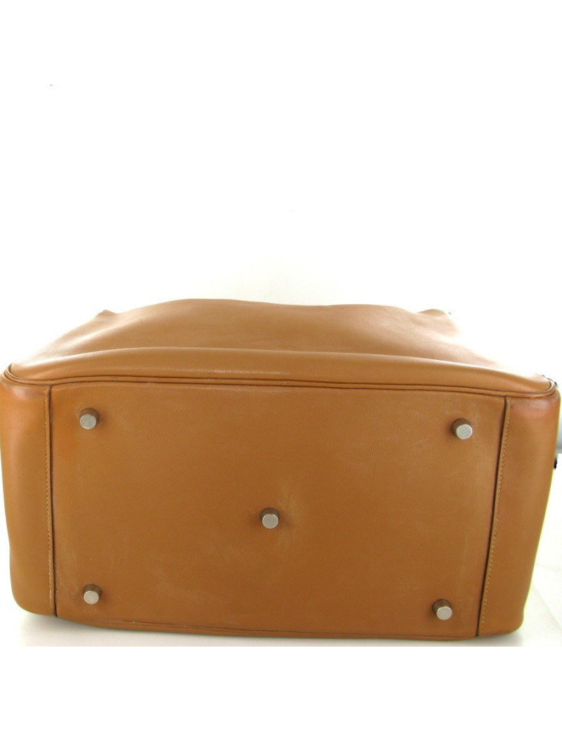 Sac HERMES lindy en cuir d'agneau couleur camel