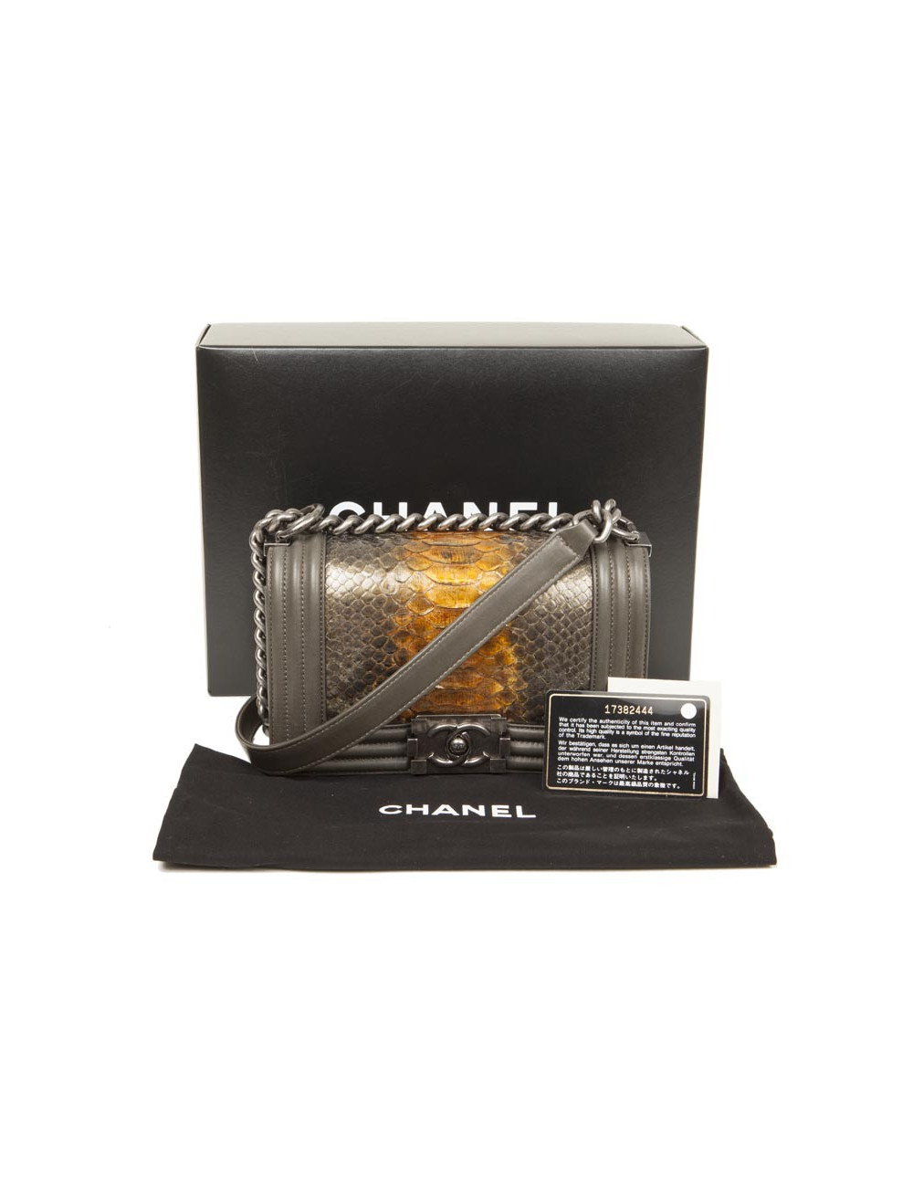 Sac  "Boy" CHANEL en cuir et python vert et or
