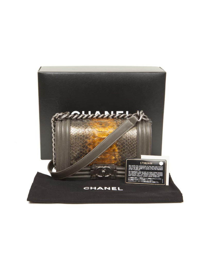 Chanel Boy bag in kaki leather and python 