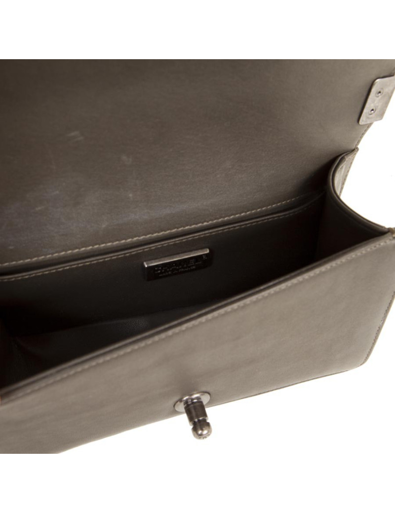 Chanel Boy bag in kaki leather and python 