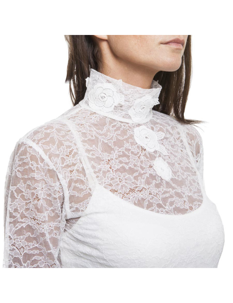 CHANEL T 42 blouse in off-white lace and its cotton caraco