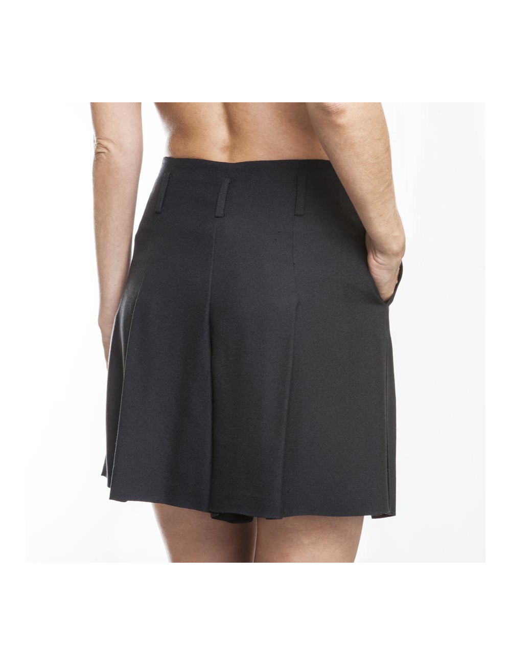 Jupe-short CHANEL noire T 36