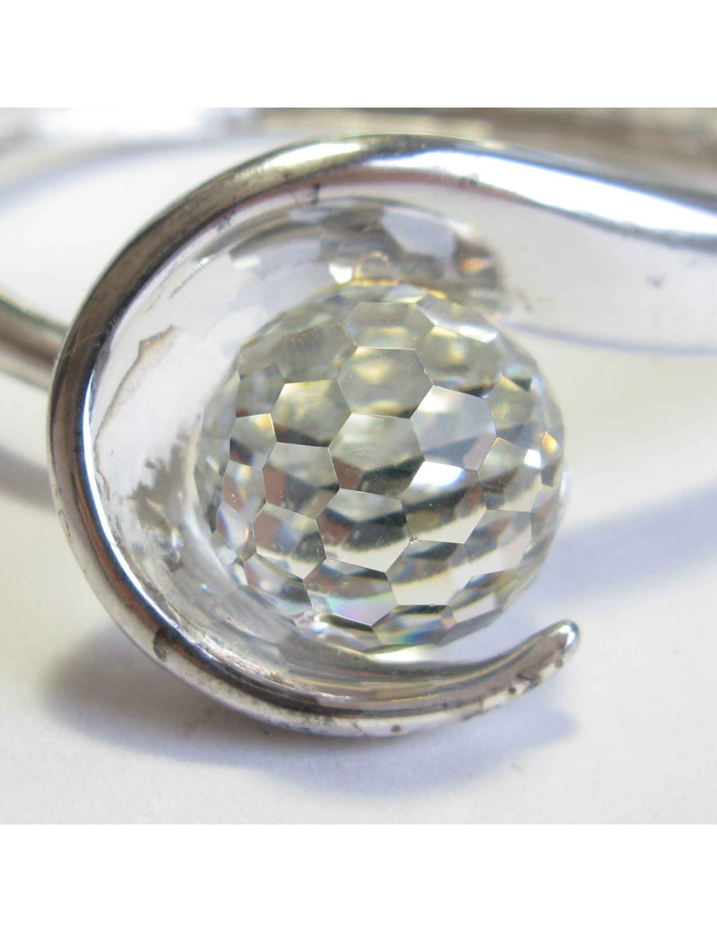 Unsigned Silver metal bracelet with swarovski faceted ball