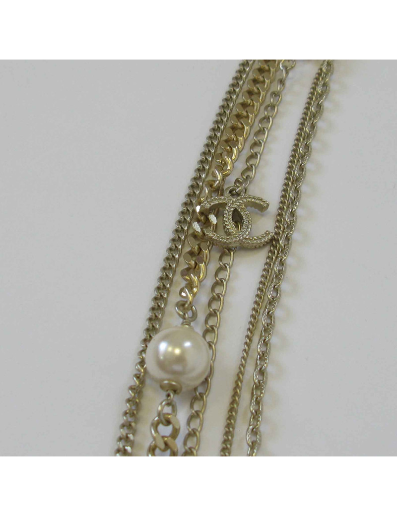 Sautoir CHANEL en métal doré, perles nacrées et camélia blanc et doré