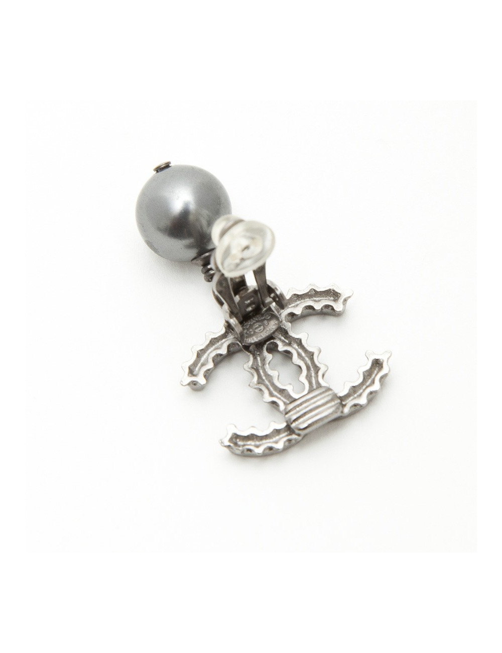 Boucles d'oreille  clous CHANEL