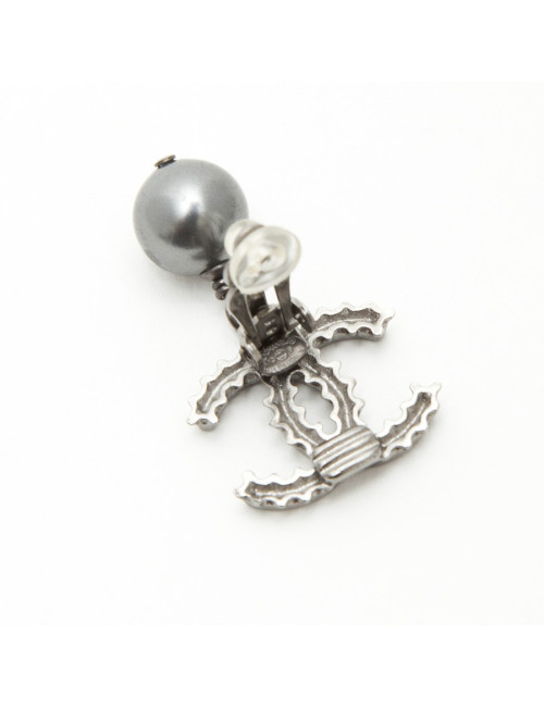 Boucles d'oreille  clous CHANEL