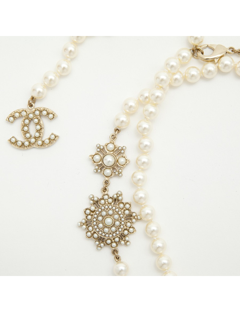 Sautoir CHANEL  perles nacrées