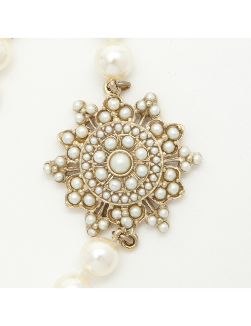 Sautoir CHANEL  perles nacrées