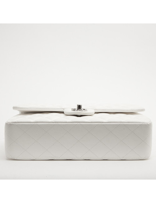 Sac timeless CHANEL cuir d'agneau blanc matelassé