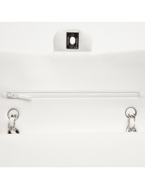 Sac timeless CHANEL cuir d'agneau blanc matelassé