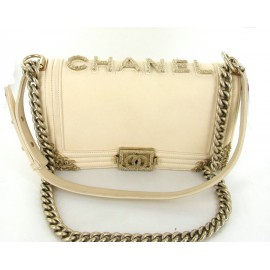 "Boy" CHANEL Couture off white