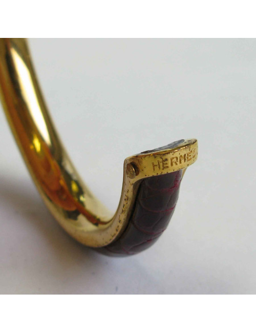 HERMES vintage bracelet in gold plated metal and Red H crocodile leather