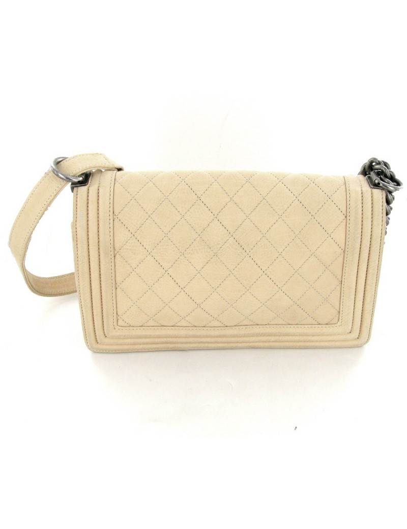 Sac CHANEL boy couleur beige clair