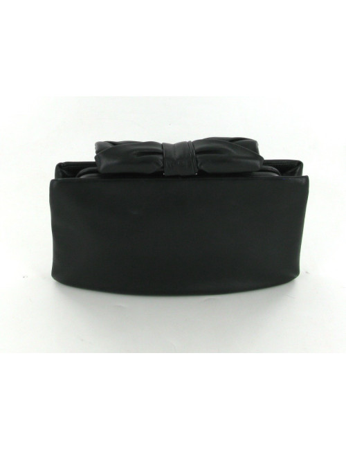 Pochette CHANEL en cuir lisse noir