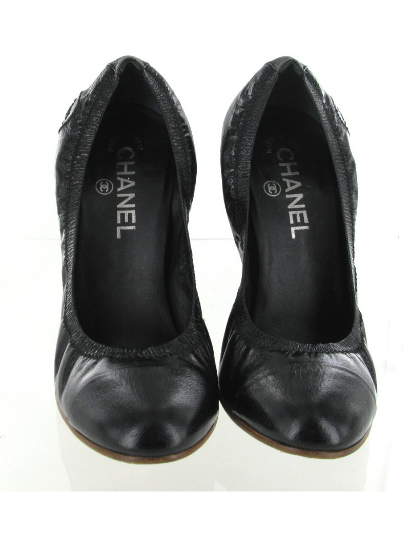 Escarpins CHANEL T38.5 en cuir lisse noir