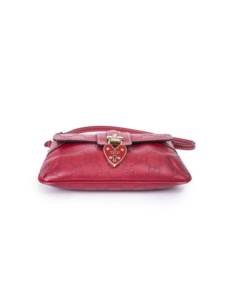 Petit sac GUCCI cuir embosé "GG" rouge