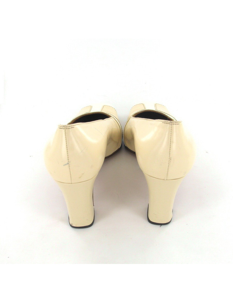 Escarpins HERMES T38.5 vintage en cuir verni beige