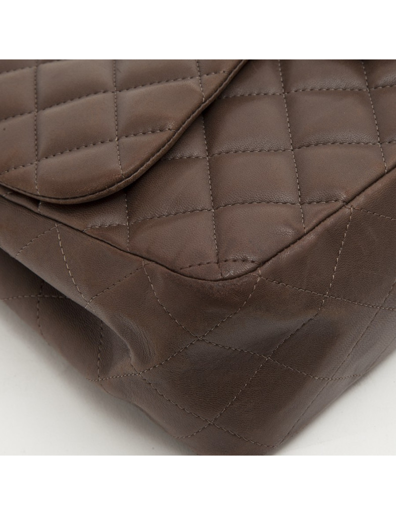Sac CHANEL Jumbo matelassé marron