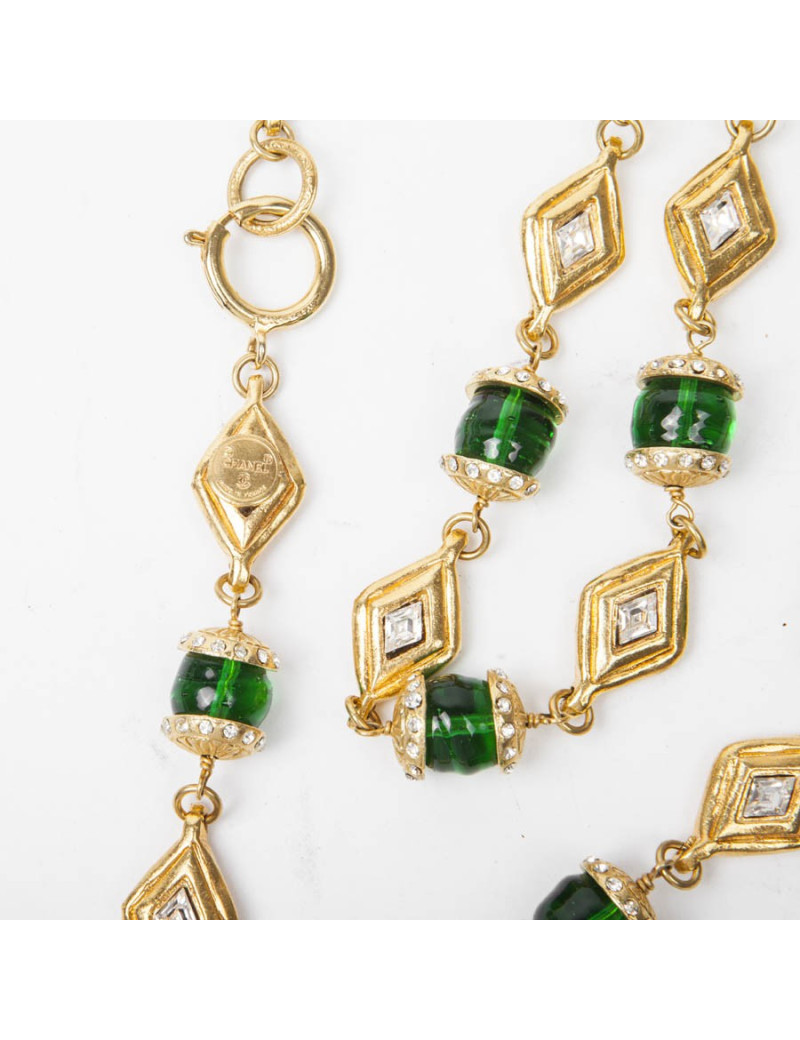 Sautoir CHANEL couleur doré et émeraude