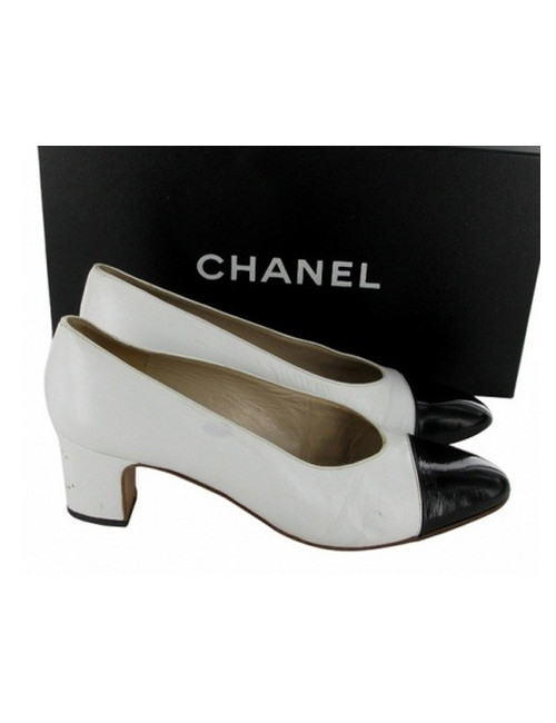 Escarpins CHANEL T36 noir et blanc