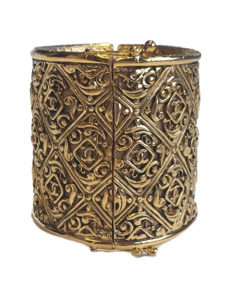 Manchette CHANEL vintage métal doré