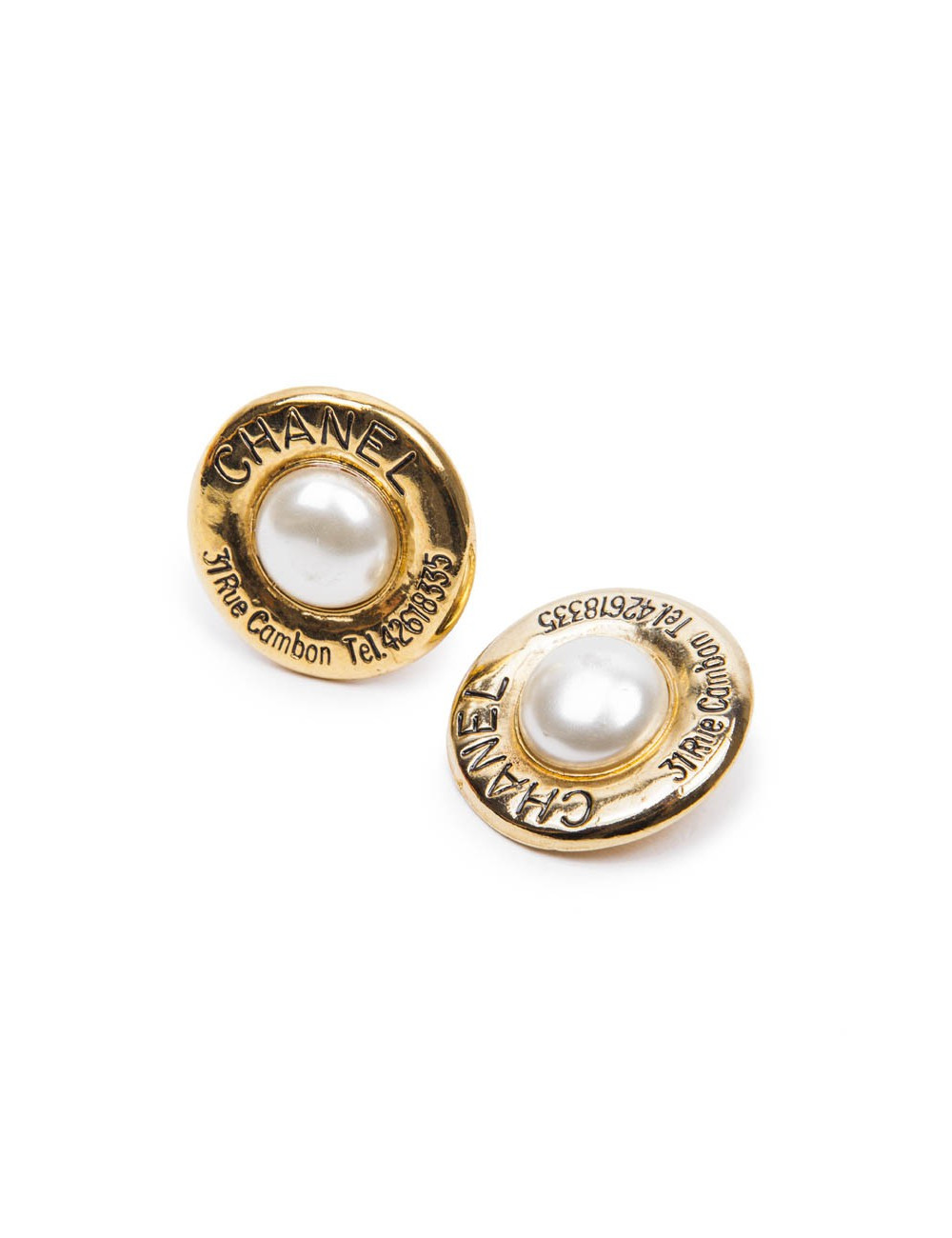 Boucle d'oreille CHANEL en rond métal or et perle