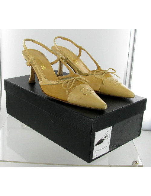 Escarpins cuir beige CHANEL
