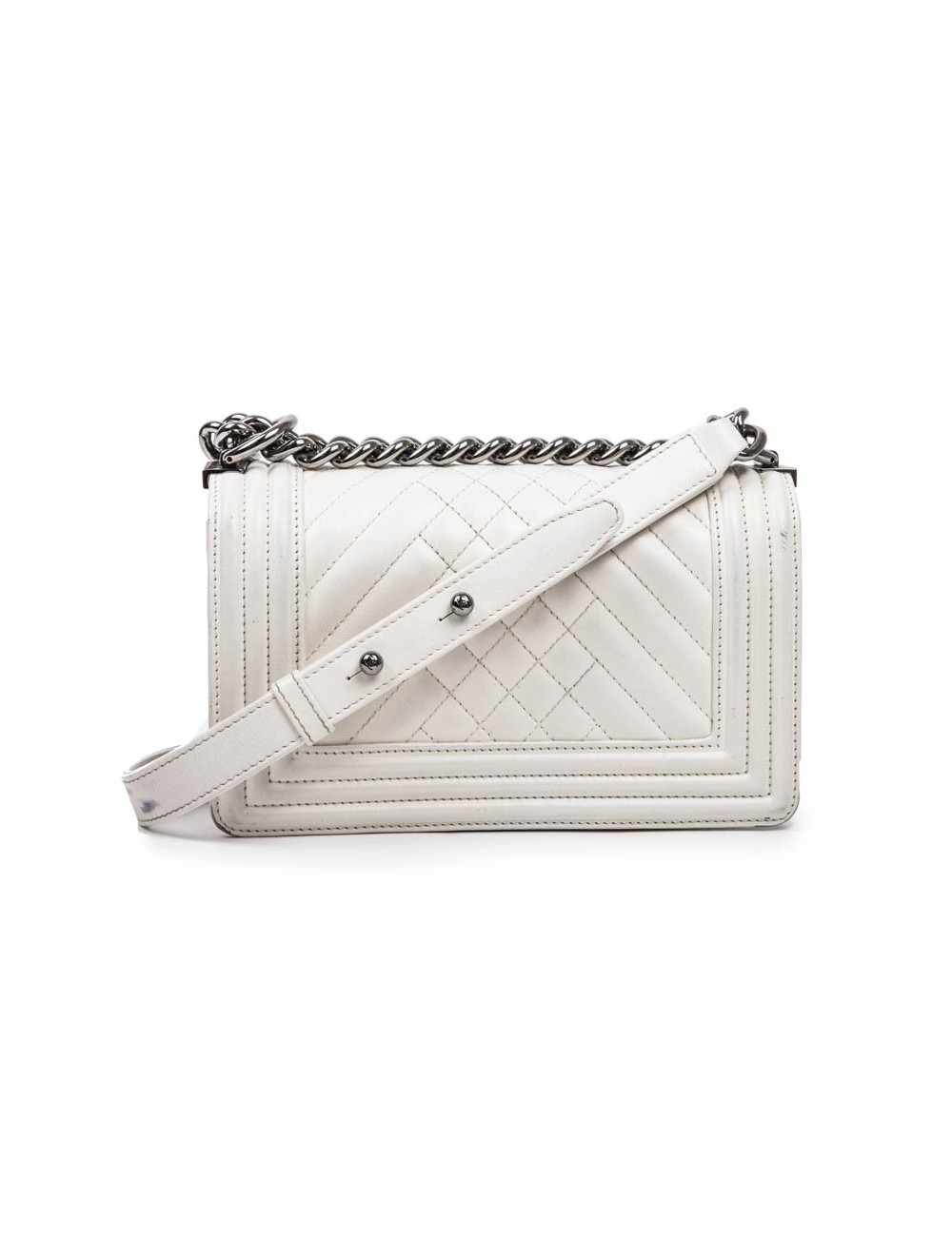 CHANEL 'Boy' flap bag in white quilted leather