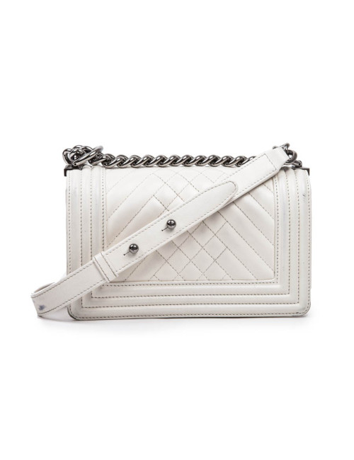 CHANEL 'Boy' flap bag in white quilted leather