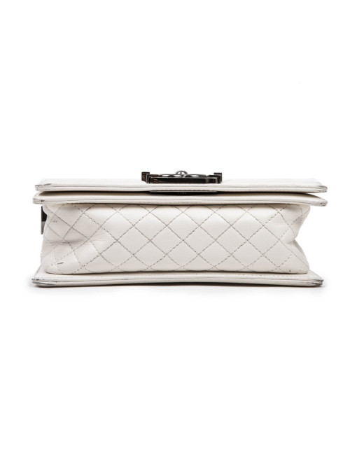 CHANEL 'Boy' flap bag in white quilted leather