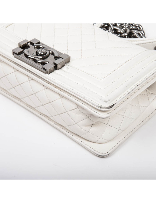 CHANEL 'Boy' flap bag in white quilted leather