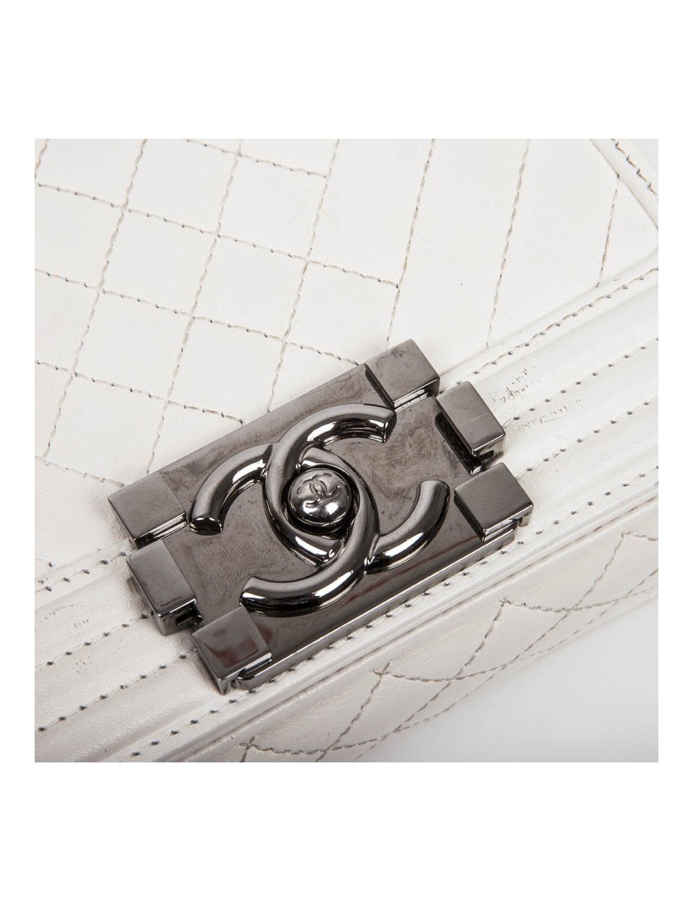 CHANEL 'Boy' flap bag in white quilted leather