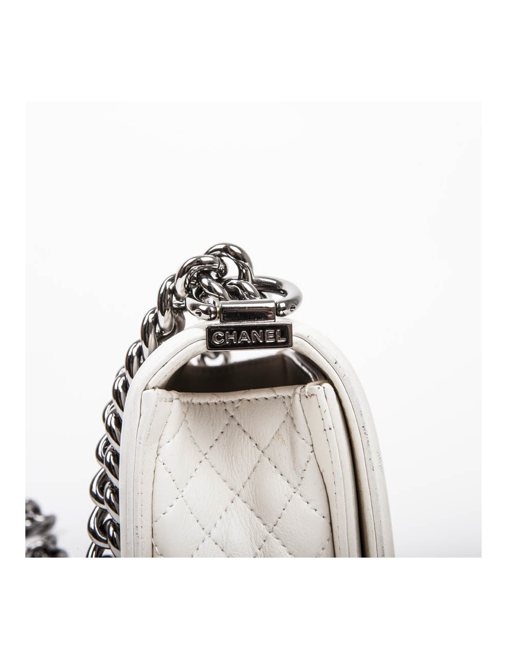 CHANEL 'Boy' flap bag in white quilted leather