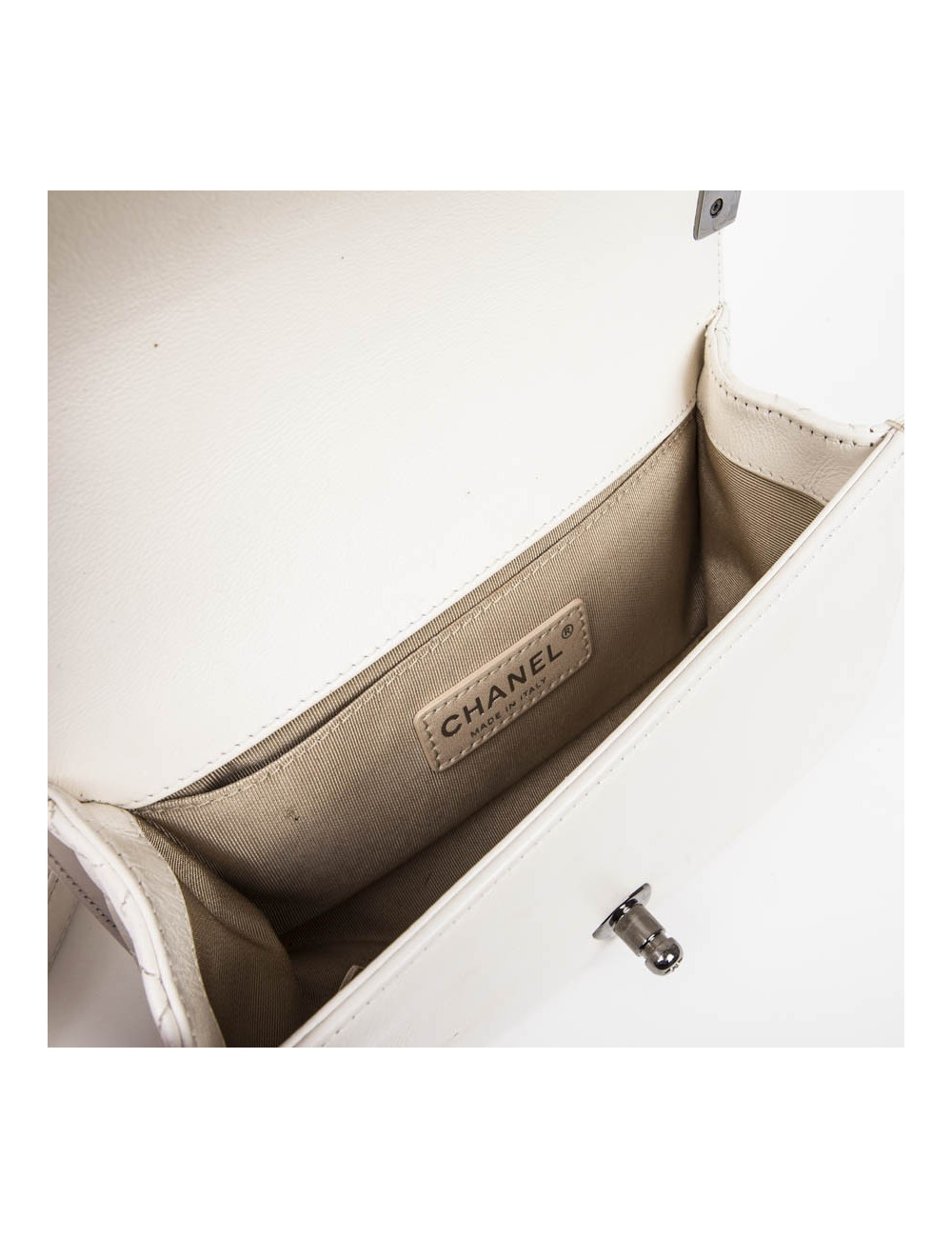 CHANEL 'Boy' flap bag in white quilted leather