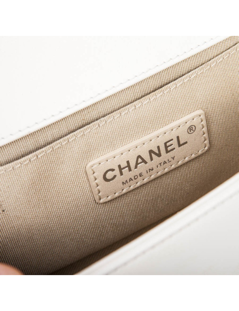 CHANEL 'Boy' flap bag in white quilted leather