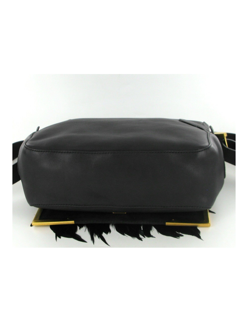 Sac FENDI "N°2" en cuir noir et plumes