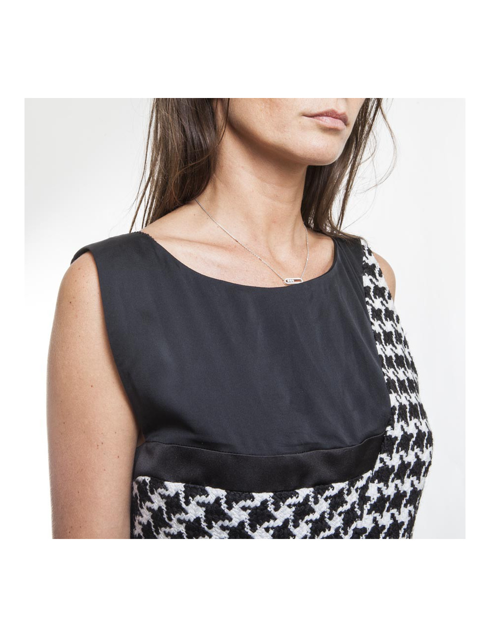 Haut et pochette assortie DIOR en tissu pied de poule 