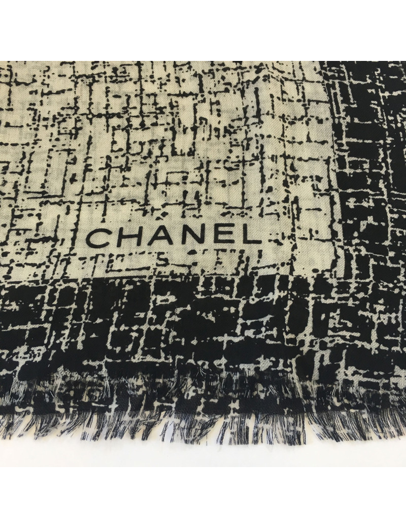 CHANEL Shawl in Gray and Black Cashmere and Silk